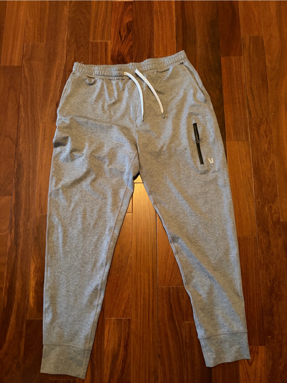 Vuori Men’s Sunday Performance Joggers - Size Medium - Heather Grey